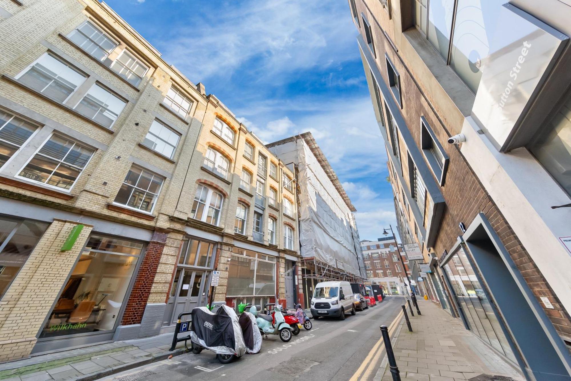 Modern 2 Bed Flat - Near Farringdon & Old Street Station - Apartamento