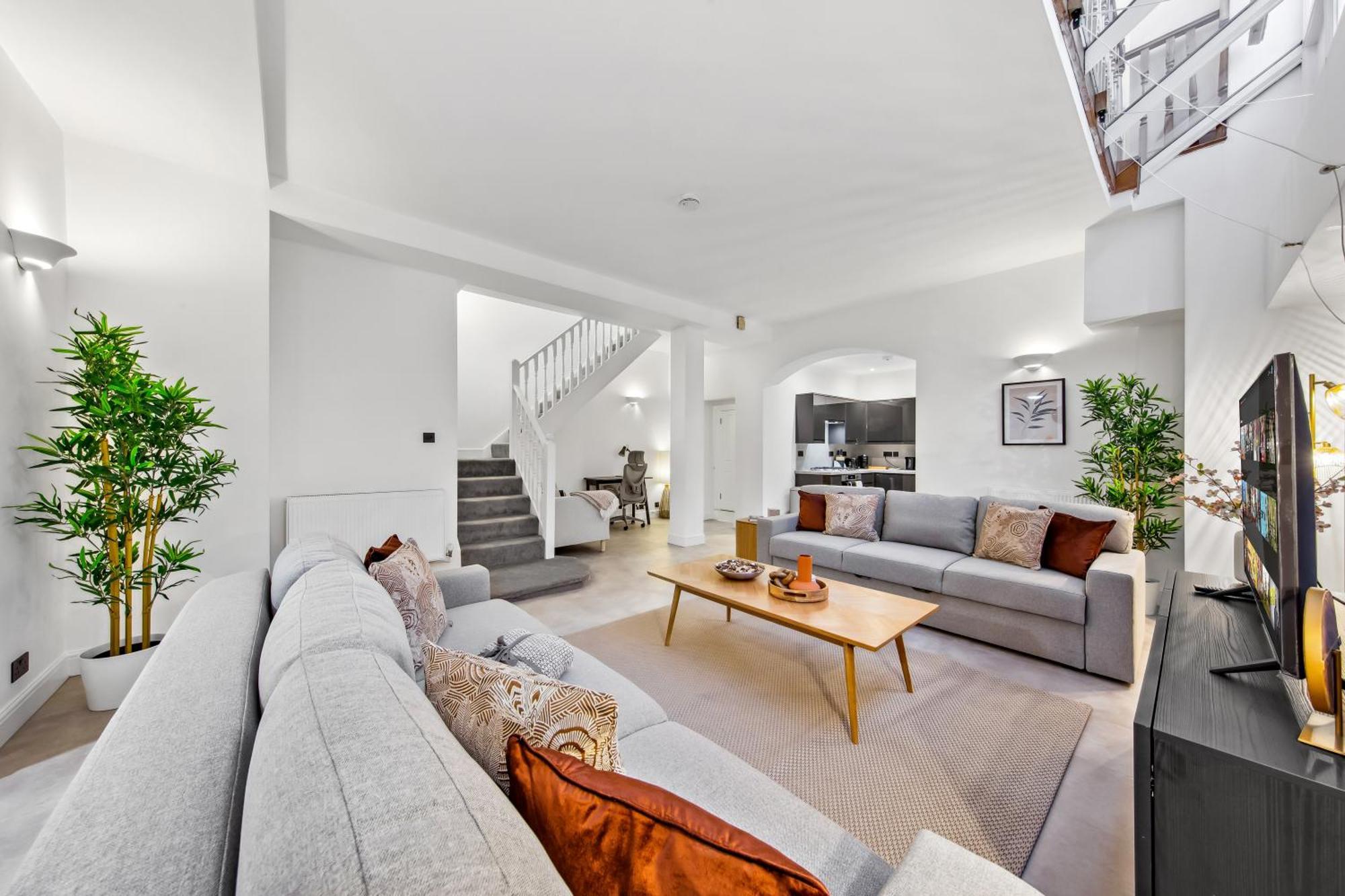 Apartamento Modern 2 Bed Flat - Near Farringdon & Old Street Station - *