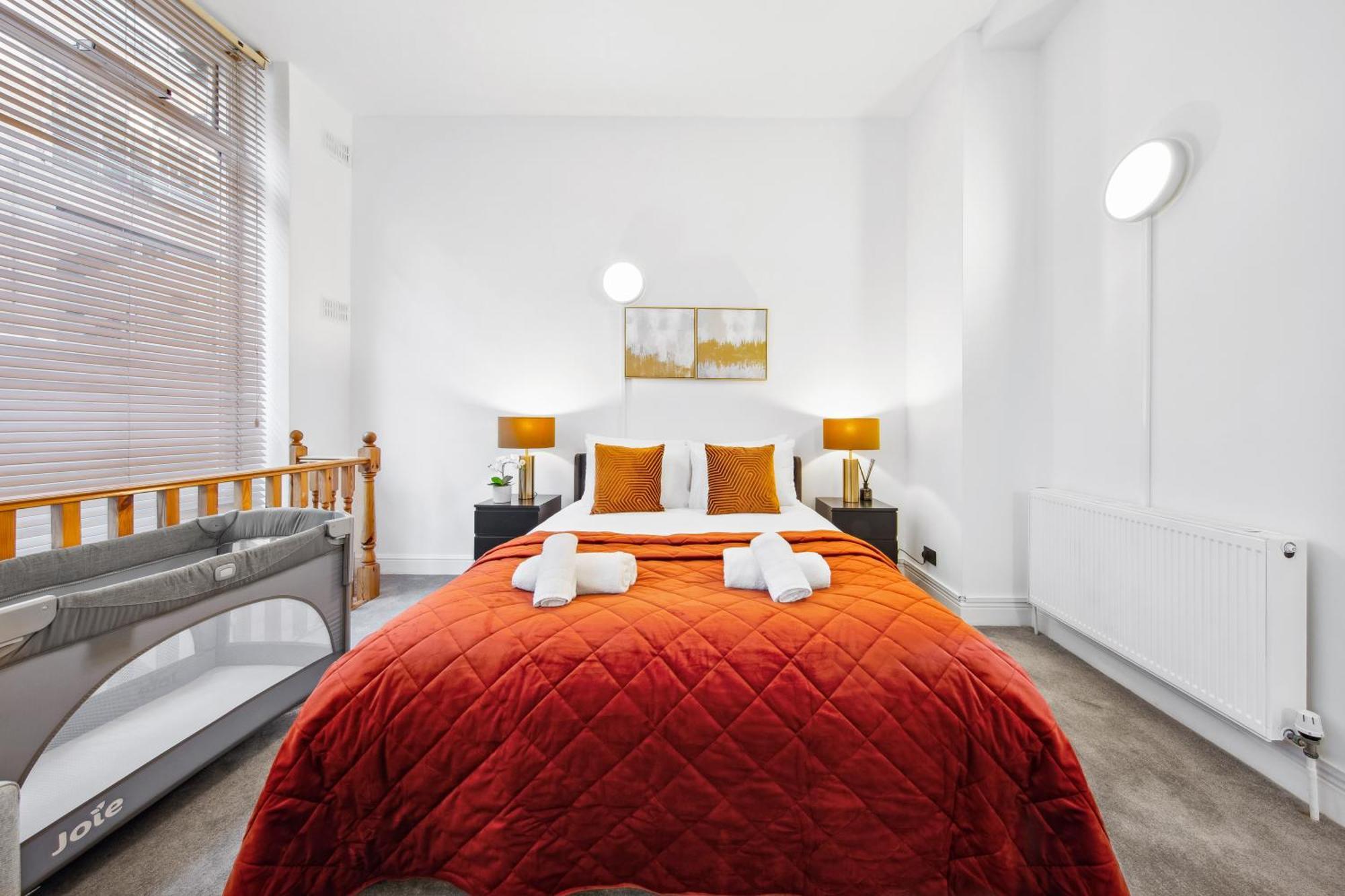 Apartamento Modern 2 Bed Flat - Near Farringdon & Old Street Station - *