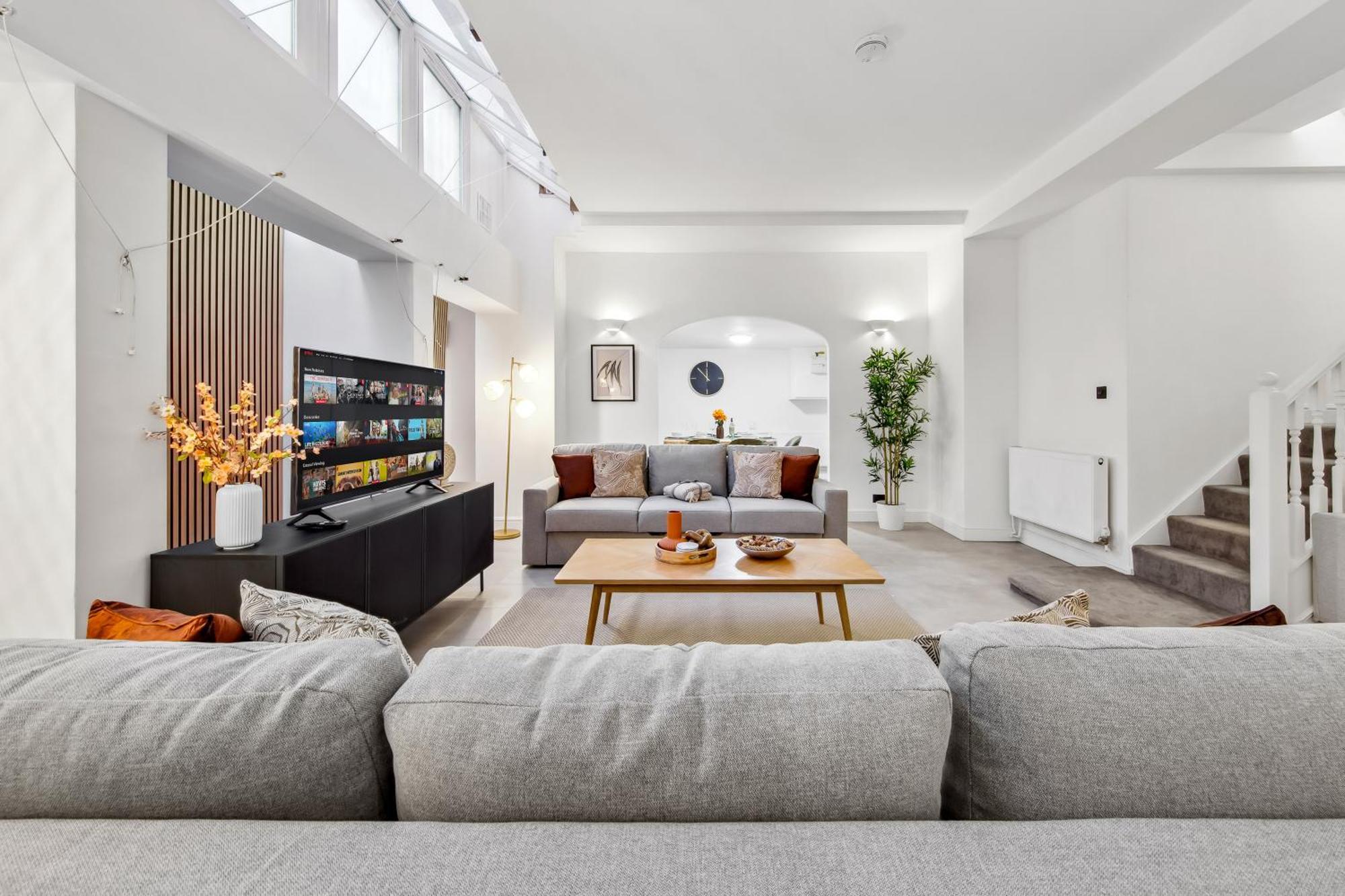 Modern 2 Bed Flat - Near Farringdon & Old Street Station - Apartamento Londres